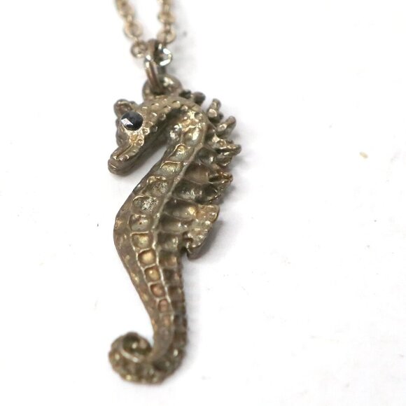 Seahorse Brass Tone Pendant Necklace Marine Nautical Retro Jewel Gold Metal - Picture 8 of 9